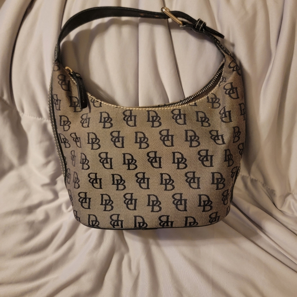Dooney & Bourke Handbag - Picture 2 of 4